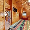 Отель Peaceful Serenity W Private Hot Tub And Game Room 4 Bedroom Cabin, фото 31