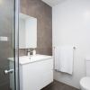 Отель Designer Executive Apartment + Parking near Train, фото 12