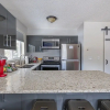 Отель Banff Boundary Lodge-Mountain View Condo, фото 23