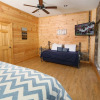 Отель Family Valley Lodge - Six Bedroom Cabin, фото 6