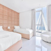 Отель Spectacular 3 BR condo with maids room facing the Dubai Eye, фото 21