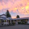 Отель Tongariro Crossing Lodge, фото 1