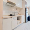 Отель Well Designed And Comfy 2Br Sky House Bsd Apartment, фото 6