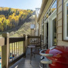 Отель Slopeside Paradise Penthouse At Lift 7, Views, Fireplace, Deck, Hot Tub 3 Bedroom Condo by RedAwning, фото 28