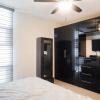 Отель New House / VIP / 1 Block to the Beach, фото 13