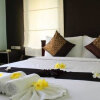 Отель Khanom Sunrise Beach Hotel, фото 8