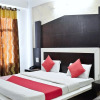 Отель OYO 10621 near Bus Stand, фото 3