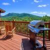 Отель A Majestic View III 3 Bedroom Home with Hot Tub, фото 12