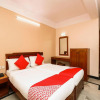 Отель OYO 17056 Hotel Chandra Palace, фото 6