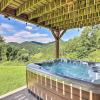 Отель Blue Ridge Mountain Escape w/ Stunning Views!, фото 20