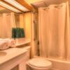 Отель Killington Center Inn & Suites by Killington VR - 1 Bedrooms, фото 23