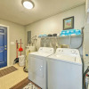 Отель Cozy Cottage < 2 Mi to Cape Hatteras Natl Shore!, фото 6