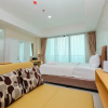 Отель Nice And Cozy Studio Apartment At Nine Residence, фото 10