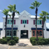 Отель VACATION APARTMENTS Caicos Islands в Провиденшиалсе