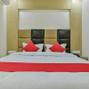 Отель Vaccinated Staff- OYO 28237 Hotel Bramhaputra, фото 16