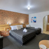 Отель The Cottage Motor Inn Albury CBD, фото 38