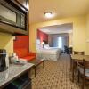 Отель Holiday Inn Express Hotel & Suites - Houston Space Center, an IHG Hotel, фото 8