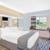 Отель Microtel Inn & Suites By Wyndham Clear Lake, фото 15