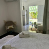 Отель Logement Paisible Jacuzzi Jardin Privatif Climatisation (Adults Only), фото 8