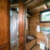 Отель Live Big in The Gurdies Tiny House, фото 9