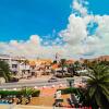 Отель Luxury 2-bedroom Condo Right on the Strip in Palm Beach, фото 1