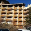 Отель Apartment with 2 bedrooms in Huez with wonderful mountain view and furnished balcony 30 m from the s в Юэ