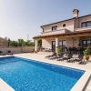 Отель Nice Home in Vodnjan With Outdoor Swimming Pool, Wifi and 4 Bedrooms, фото 17