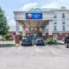 Отель Comfort Inn Mississauga в Миссиссауге