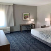 Отель La Quinta Inn & Suites by Wyndham Round Rock East, фото 3