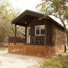 Отель Medina Lake Camping Resort Studio Cabin 1, фото 13