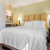 Отель Candlewood Suites Alabaster, an IHG Hotel, фото 20