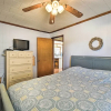 Отель Nags Head Cottage: Screened Porch, Walk to Beach!, фото 12
