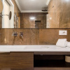 Отель Luxury 2 Bedroom Apartment with Hot Tub - Florence City Center, фото 7