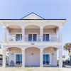 Отель Waters Edge - Four Bedroom Home, фото 1