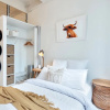 Отель Awesome Cool Beachy 2BR CBD Gem Wifi, фото 20
