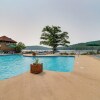 Отель 4-season Condo on Big Boulder Lake w/ Views!, фото 19