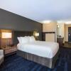 Отель Holiday Inn & Suites Grande Prairie Conference Center, an IHG Hotel, фото 6