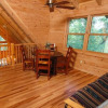 Отель Bee Gum 4 Br Cabin by RedAwning, фото 1