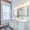 Отель Delightfully Redesigned Home - JZ Vacation Rentals, фото 21
