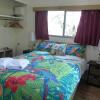 Отель Lake Eacham Tourist Park & Self Contained Cabins, фото 23