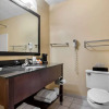 Отель Quality Inn & Suites, фото 21
