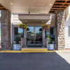 Отель Red Lion Inn & Suites Vancouver, фото 23