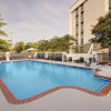 Отель Hampton Inn Birmingham Colonnade, фото 15