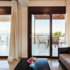 Отель Villa Armonia - Beachfront Majestic Retreat, фото 2