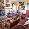 Отель Hold Your Horses 3 Bedroom Home, фото 2