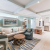 Отель Coastal Downtown Naples Condo - Walk to the Beach!, фото 10
