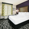 Отель La Quinta Inn and Suites The Woodland South, фото 7