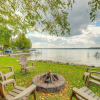 Отель Kalkaska Retreat: Private Hot Tub, Dock, Fireplace, фото 17