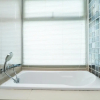 Отель D189 - Convenient Apartment in The Deck Condo Pool gym and Laundry Room, фото 18
