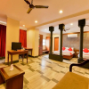 Отель OYO 15247 New Woodlands Hotel, фото 11